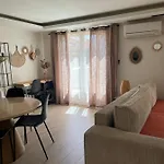 Avec Jardin, Presqu'ile De Giens Daire *
