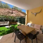 Daire Avec Jardin, Presqu'ile De Giens *
