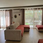 Avec Jardin, Presqu'ile De Giens * Hyères
