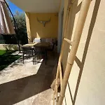 Avec Jardin, Presqu'ile De Giens Daire