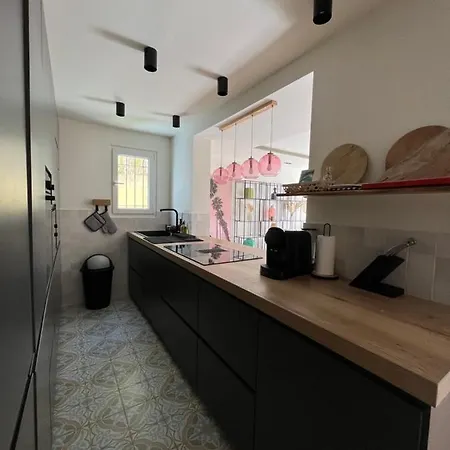 Avec Jardin, Presqu'ile De Giens * Hyères