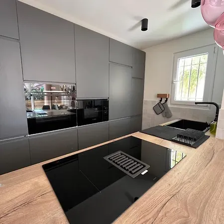 Avec Jardin, Presqu'ile De Giens Hyères