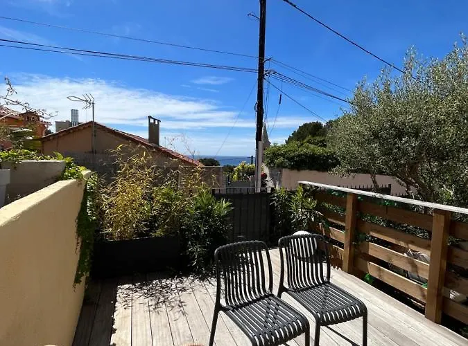 Avec Jardin, Presqu'ile De Giens Hyères