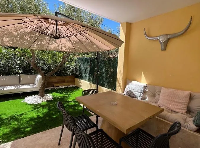 Appartamento Avec Jardin, Presqu'ile De Giens *